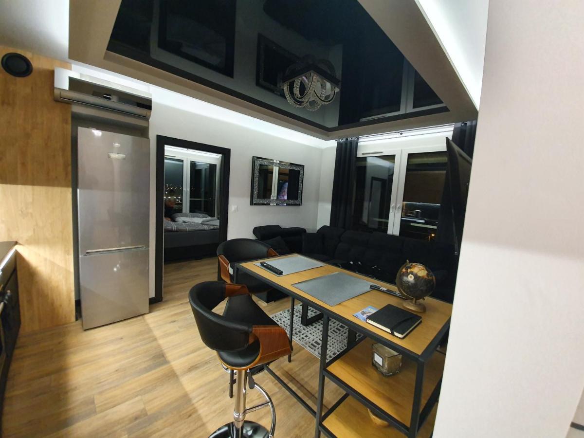 לז'נו Apartament Skarbowa 1 A Silver And Gold מראה חיצוני תמונה
