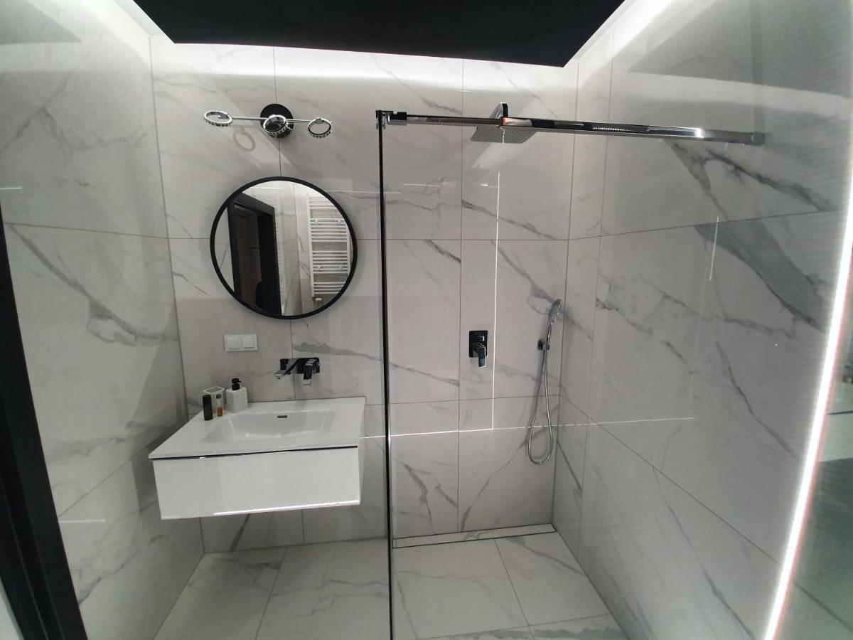 לז'נו Apartament Skarbowa 1 A Silver And Gold מראה חיצוני תמונה